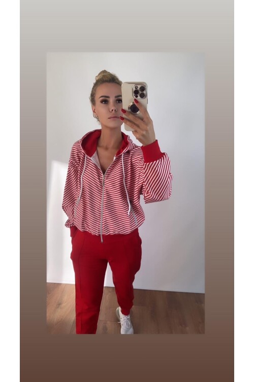 ÇİZGİLİ EŞOFMAN TAKIMI