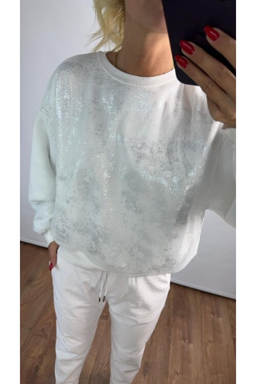 ÜSTÜ YALDIZLI TÜL DETAYLI